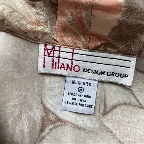 Vintage 1990s Tan Silk Leaf Print Blouse Size Medium - Picture 7 of 11